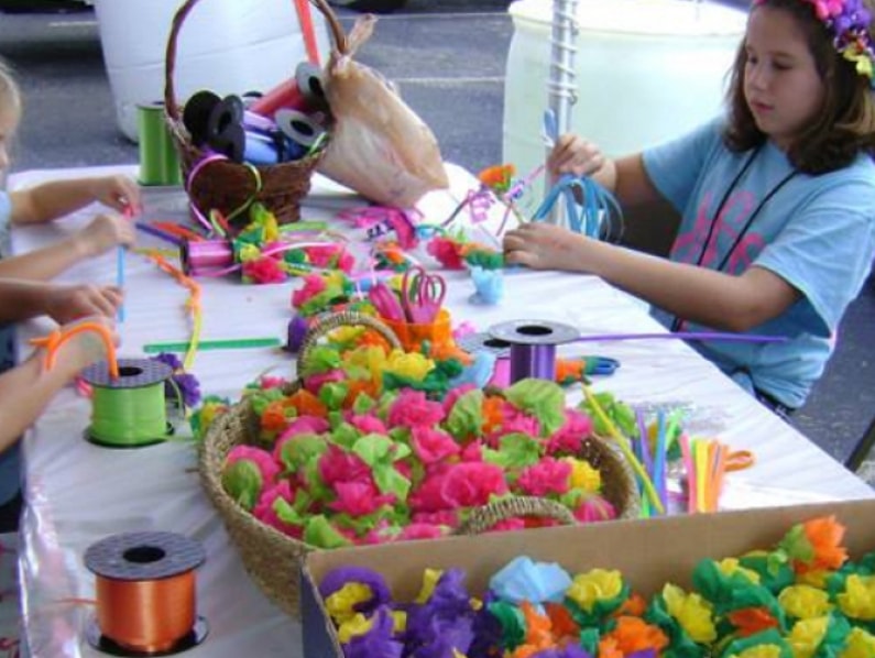 Flower craft activity at CreekFest